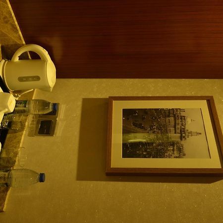 Yitel Ningbo Old Bund Hotel ภายนอก รูปภาพ